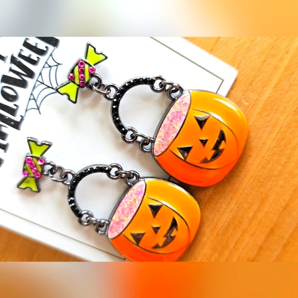 LOT of 2 Halloween Trick or Treat & Glow in the Dark Pumpkin Earrings Orange - Picture 3 of 10